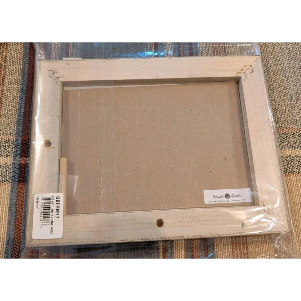 Brand New 1997 Gay Bowles Mill Hill Frame 5x7 Antique White Frame Wood